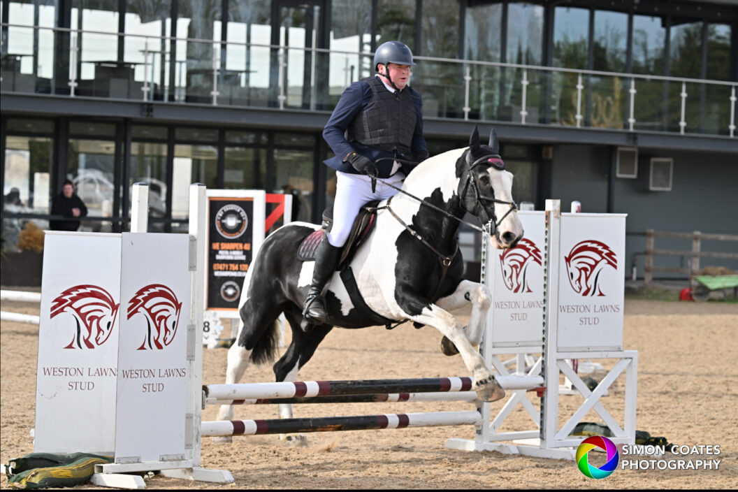 Unaffiliated Showjumping at Weston Lawns – Equestrian Photography
